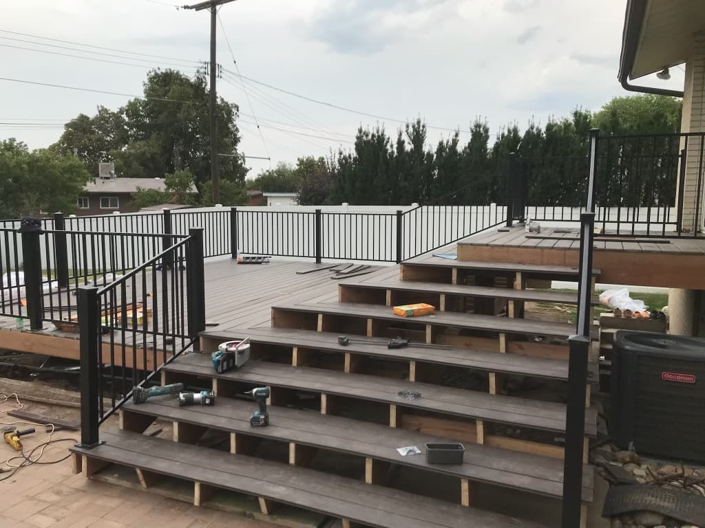 DECK & RAILING SYSTEM
