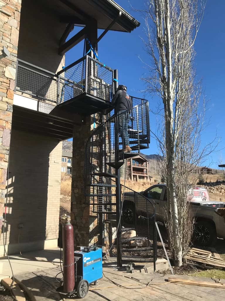 EXTERIOR METALWORK